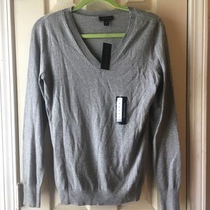NWT V Neck Sweater